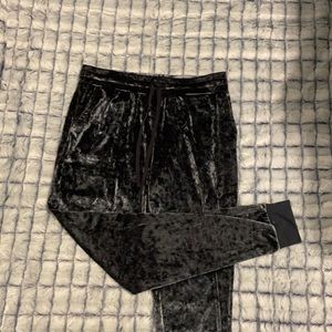 velvet pants/sleep wear